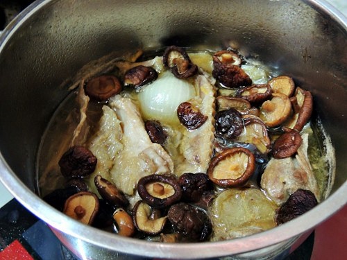 3 Cách làm vịt hầm đậm đà thơm ngon cho bữa cơm gia đình thêm thịnh soạn 3