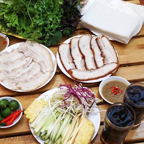 Các món ăn trưa ship đến công sở nên ăn ngày hè