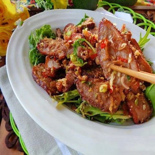Vịt chiên cay lạ miệng cho bữa cơm hấp dẫn hơn
