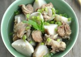 Canh khoai sọ nấu thịt vịt