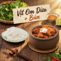 Vịt om dừa + bún