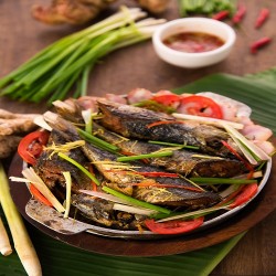 Cá thu vằn kho