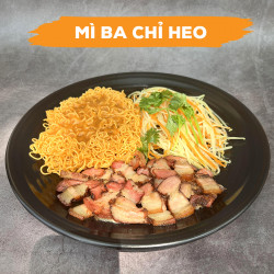 Mỳ Trộn Ba Chỉ Heo Nướng Hồng Kông